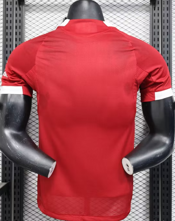 Liverpool 2025/2026 Home Kit
