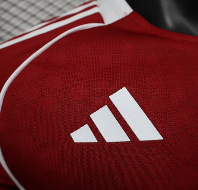 Liverpool 2025/2026 Home Kit