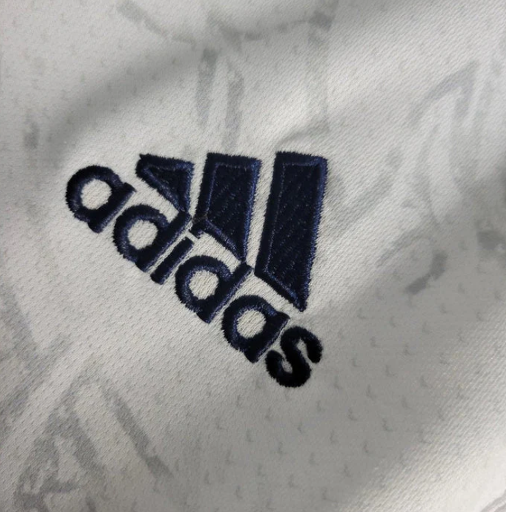 Real Madrid "Dragon Blanco" Limited Jersey