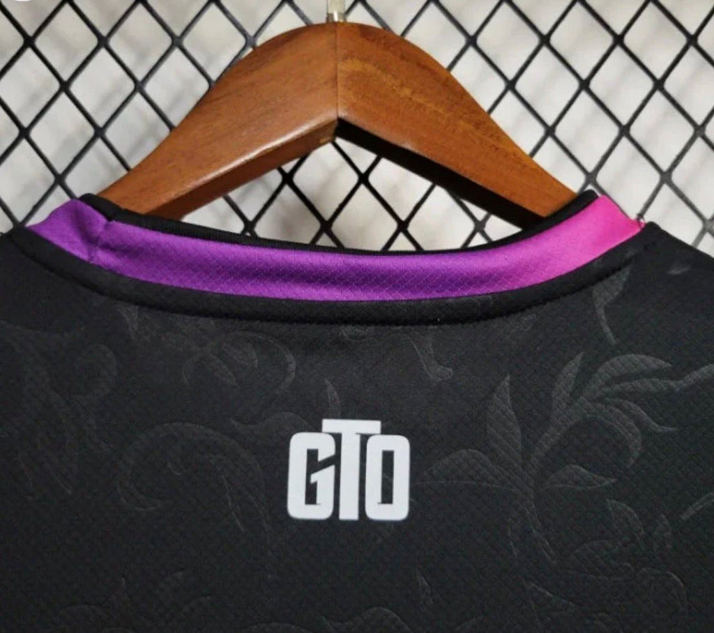 PSG "Paris Noir" Limited Jersey